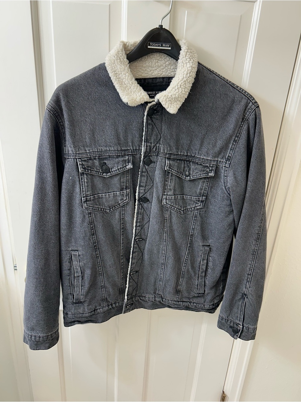 Men's Gray Sherpa Collar Denim Jacket